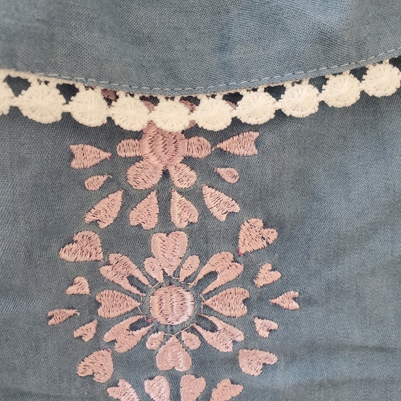 3/$25 New Dollhouse chambray embroidered top - Picture 3 of 4